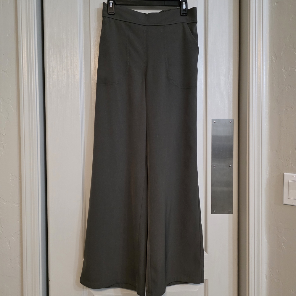 Max Studio Olive Wide-Leg Ponte Pants